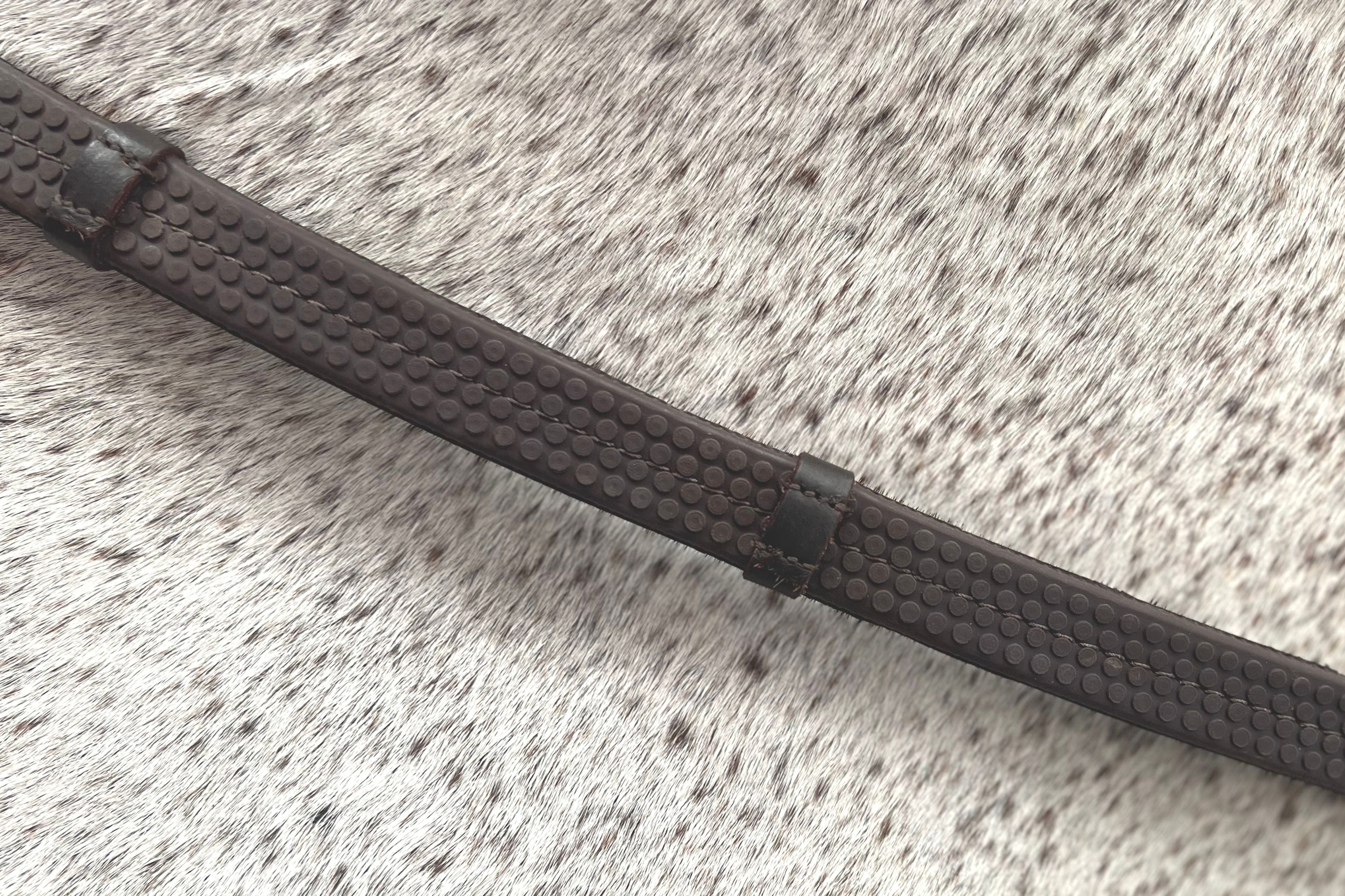 Super Grip Reins - Heavy Rubber Rein for Ultimate Grip - Hand Stops 5" (13cm) Apart - CorrectConnect - Equiluxe Tack