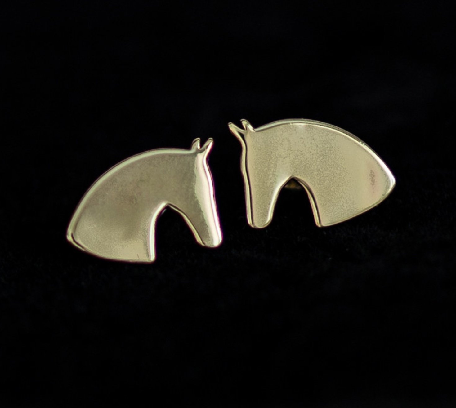 The Novella 14K Signature Earring. - Novella Equestrian - Equiluxe Tack