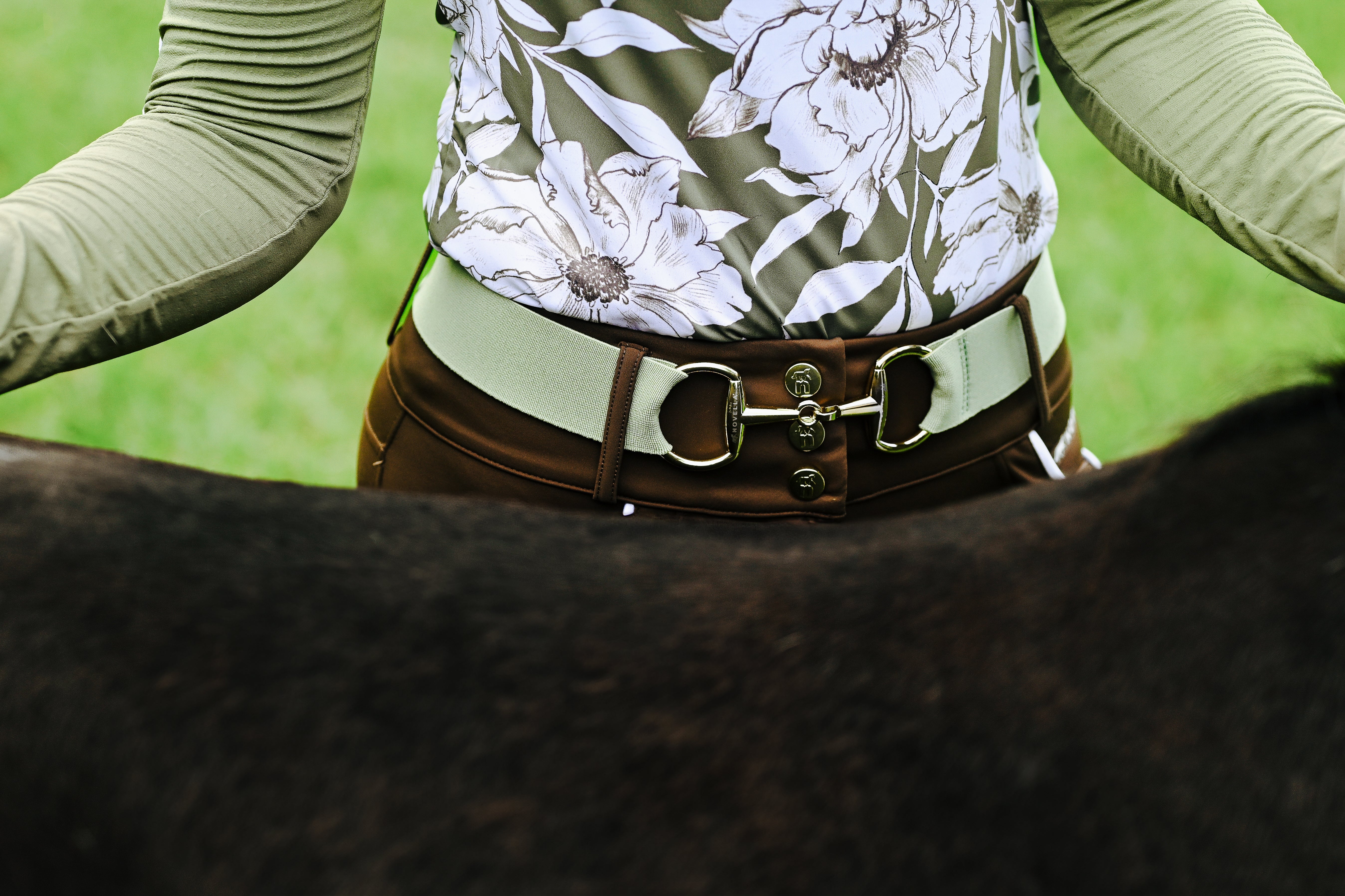 The Novella Snaffle Belt (Autumn Sage + Royal Plum). - Novella Equestrian - Equiluxe Tack