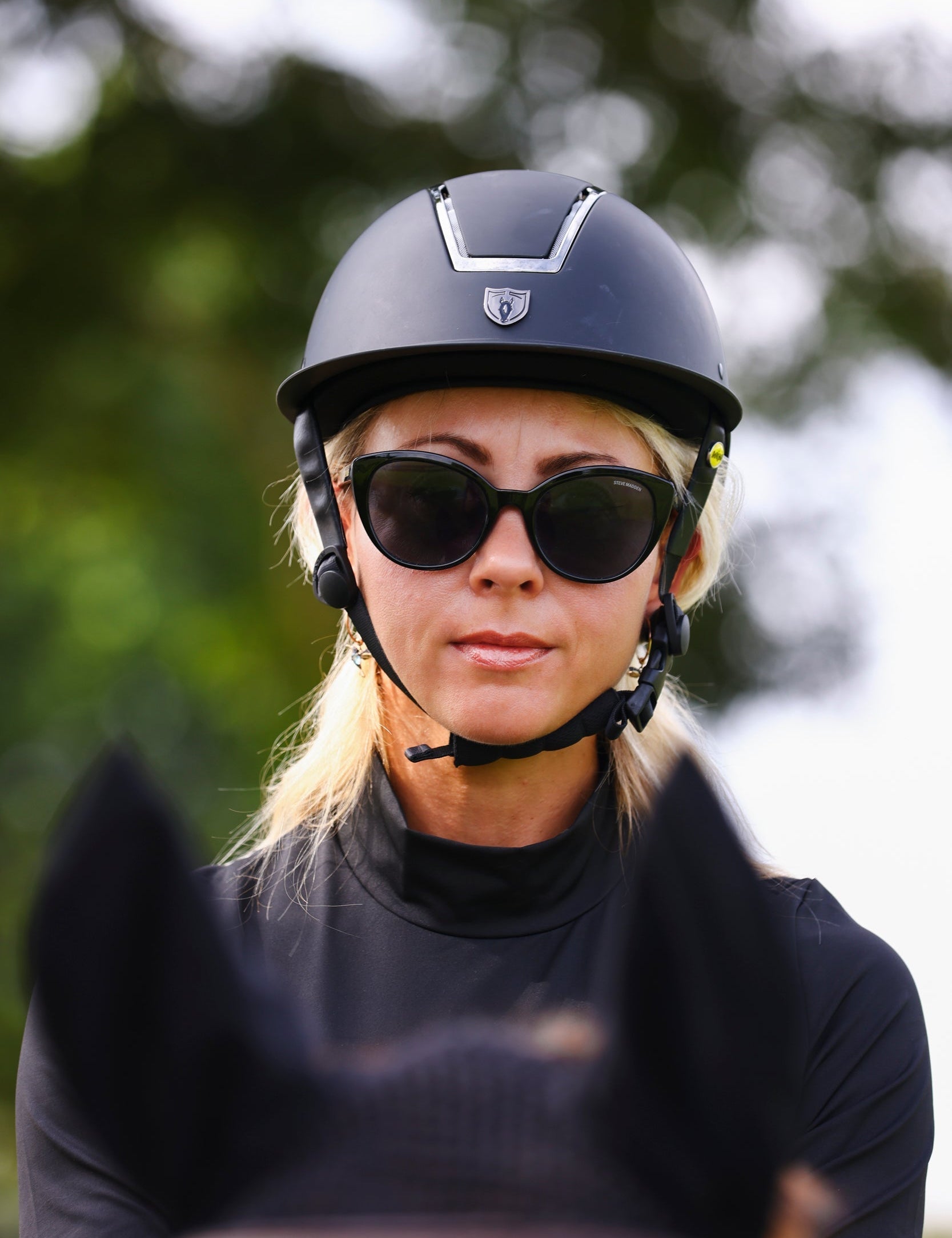 The Proper Fox Black Mockneck - Equiluxe Tack