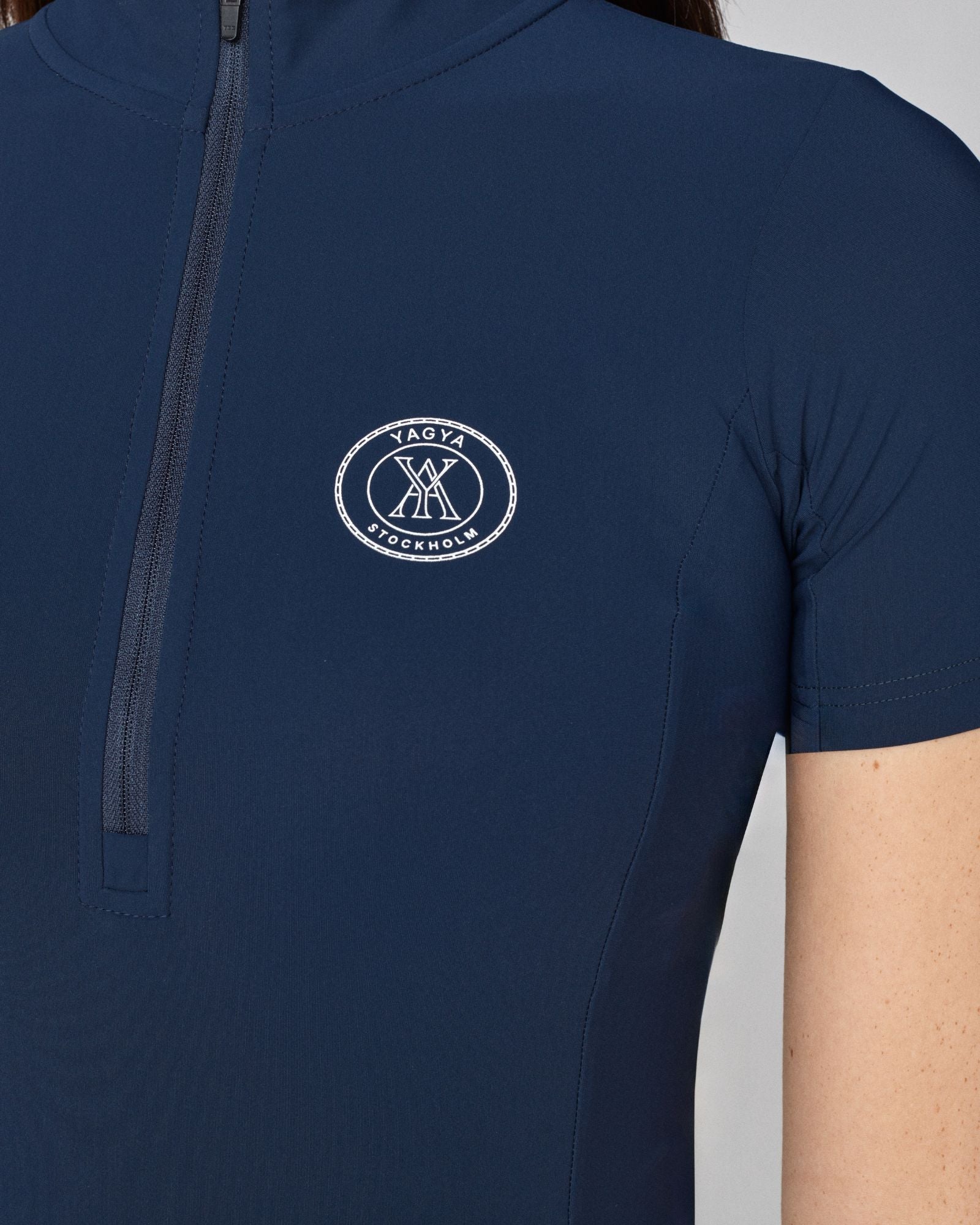 Yagya Half Zip Short Sleeve Navy - Yagya - Equiluxe Tack