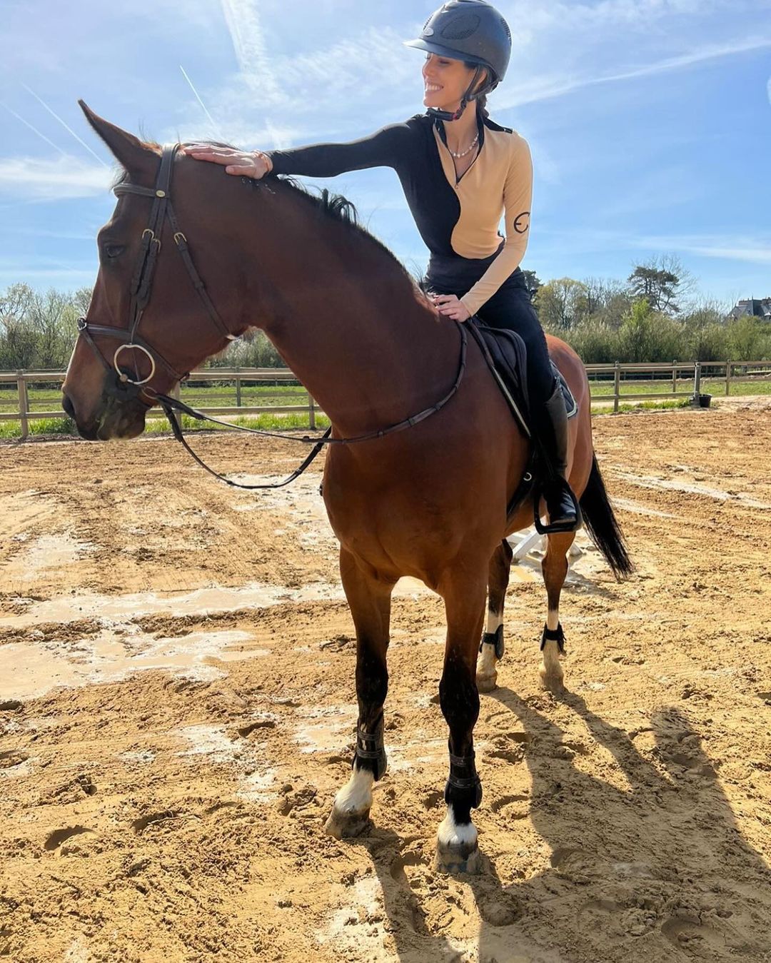 LENNA Training Top Long Sleeve Sunshirt - Beige - Equestrian Club - Equiluxe Tack