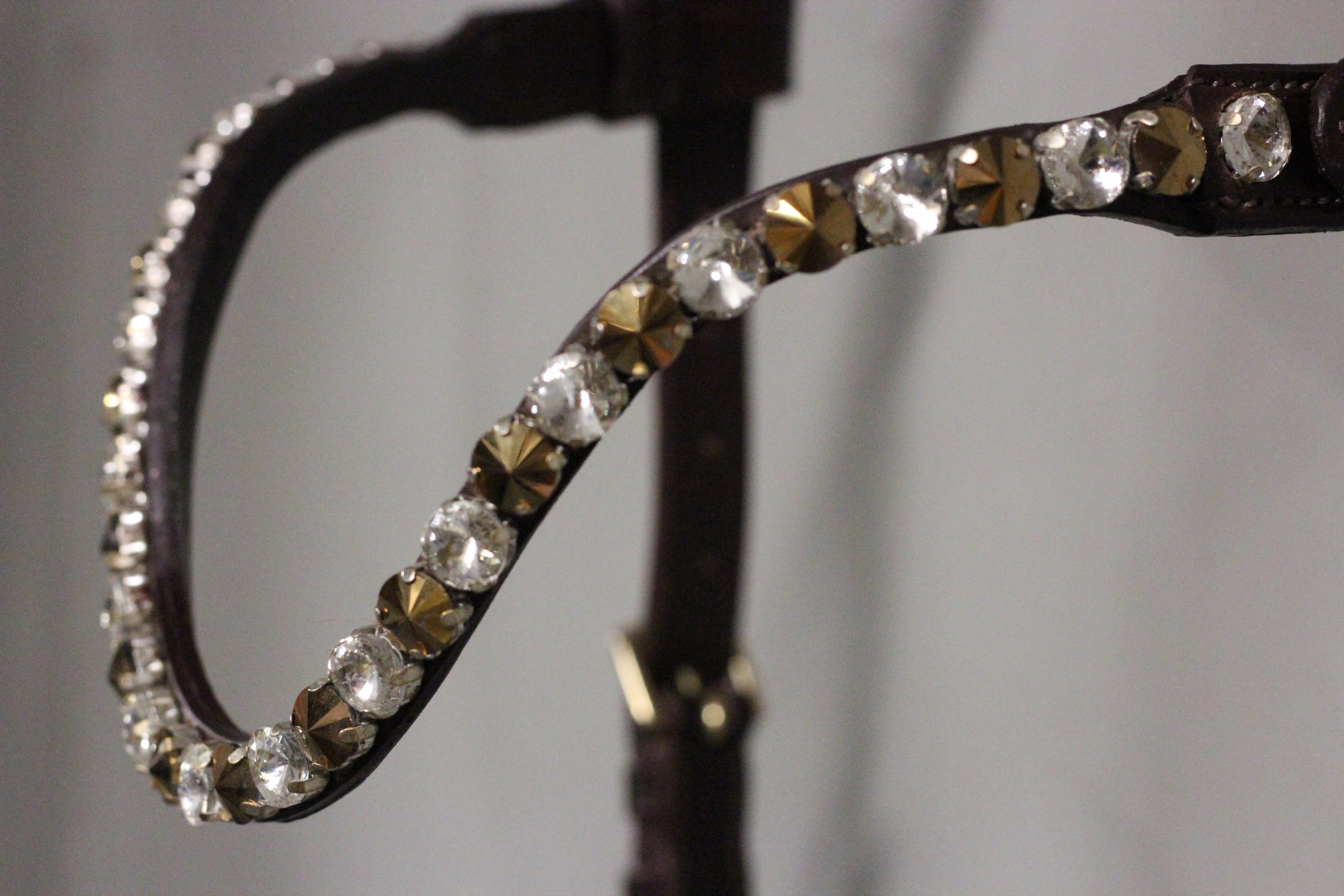 Masego Chunky Swarovski Golden Pyramids Browband - MASEGO horsewear - Equiluxe Tack