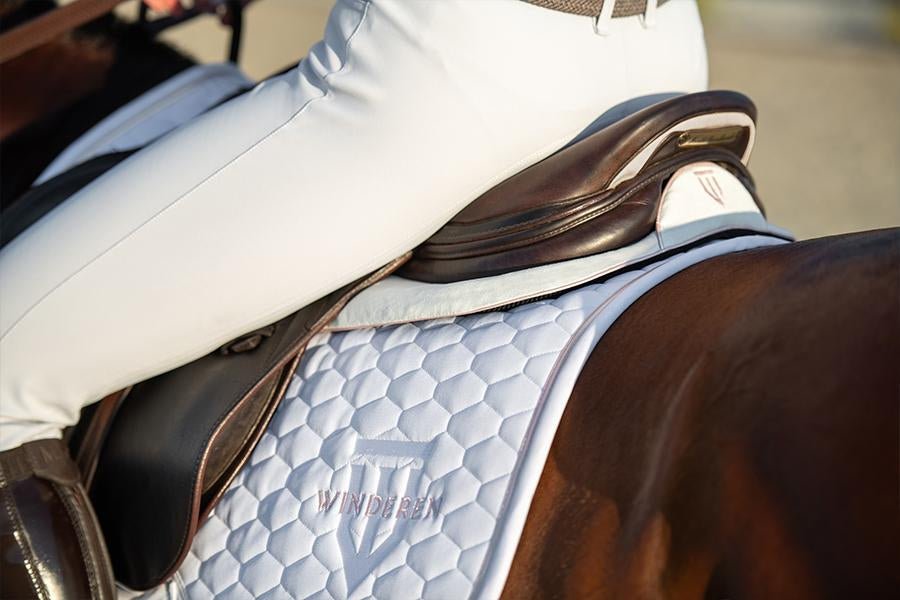 Winderen Dressage Half Pad - 10mm or 18mm - White Pearl/Rose Gold - Equiluxe Tack